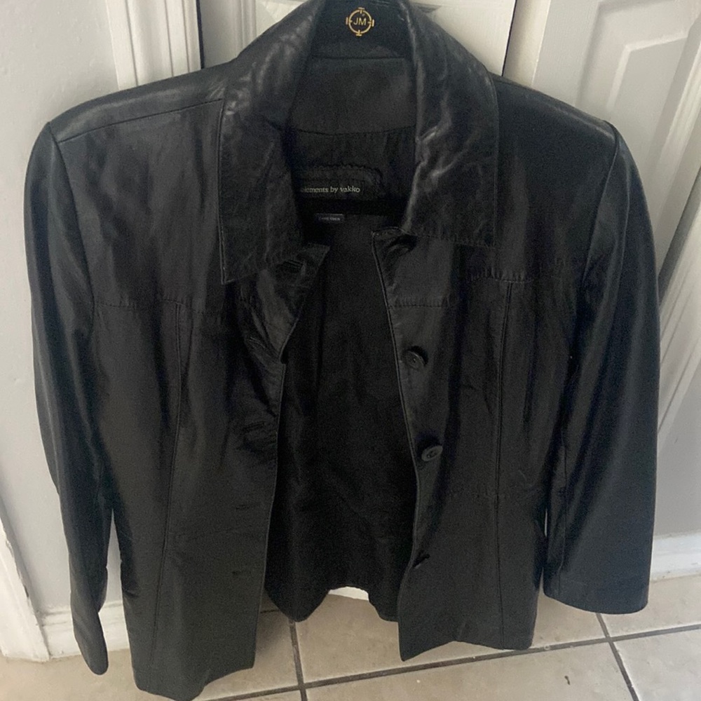 Women’s leather jacket